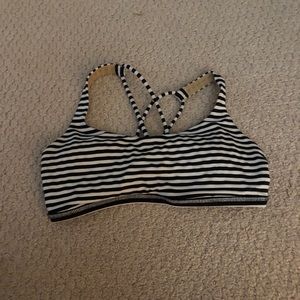 Lululemon bra!